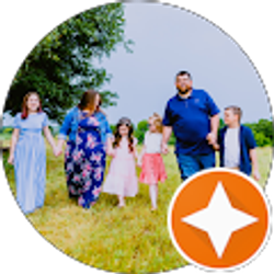 Profile photo of Kayleigh Russell