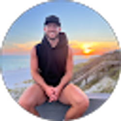 Profile photo of Adam Hartle