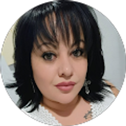 Profile photo of Sarah Olivas