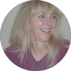 Profile photo of Debbie Sanderson