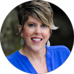 Profile photo of Laura Kay