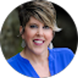 Profile photo of Laura Kay