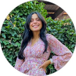 Profile photo of Estefania Coronel