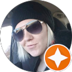 Profile photo of Michelle Niebrugge