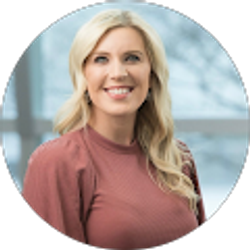 Profile photo of Julie Johnsen