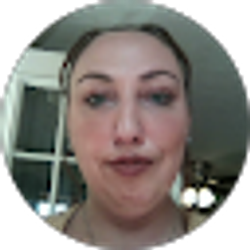 Profile photo of Nicole Bott