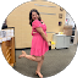 Profile photo of Alexa Perez