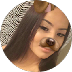 Profile photo of Kenia Flores