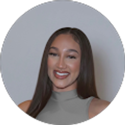 Profile photo of Adrianah Crossland