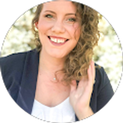 Profile photo of Rachel Giddens