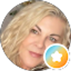 Profile photo of Lisa Fallon