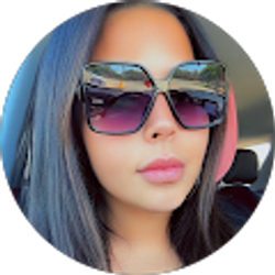 Profile photo of Amy Rios