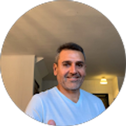 Profile photo of Manuel Last