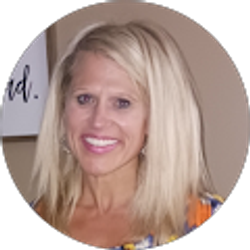 Profile photo of Rebecca Sauber