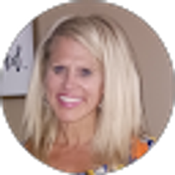 Profile photo of Rebecca Sauber