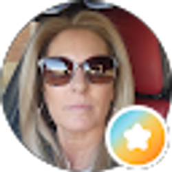Profile photo of Dina Elliott