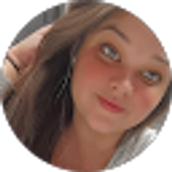 Profile photo of Chelsey Shadowens