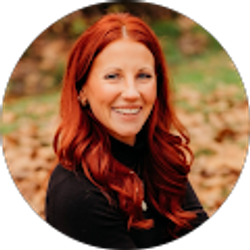 Profile photo of Chelsea Carnes