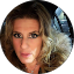 Profile photo of Isabella