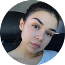 Profile photo of Liz Hunan