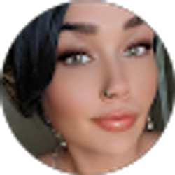 Profile photo of Alycia Caparelli