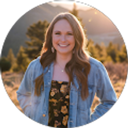 Profile photo of Alexis Owens