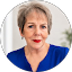 Profile photo of Maureen P Shindle