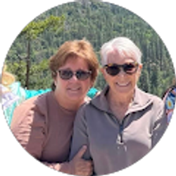 Profile photo of Cindy Tomassi