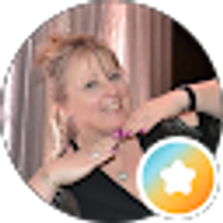 Profile photo of Lisa Pelka