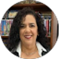 Profile photo of Elizabeth Fernandez
