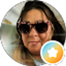 Profile photo of Dee
