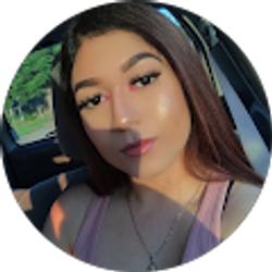 Profile photo of Valeria Perez