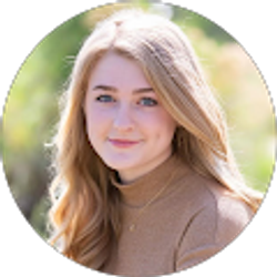 Profile photo of Ruth McCall