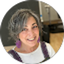 Profile photo of Randi Knott