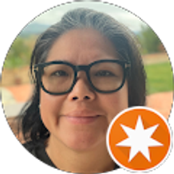 Profile photo of julie demdam