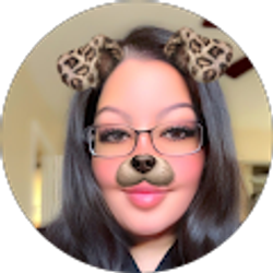 Profile photo of Danielle Fratangelo