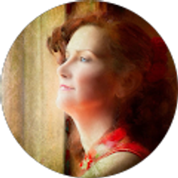 Profile photo of Lisa Grace