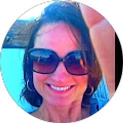 Profile photo of Kelly Henwood