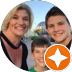 Profile photo of Jackie Roberts