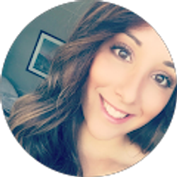 Profile photo of Amaris Lozano