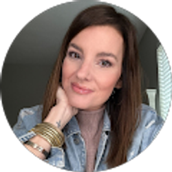 Profile photo of Rebecca Atkins