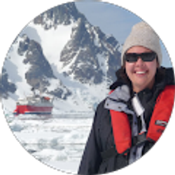 Profile photo of Jana Hirschenbein