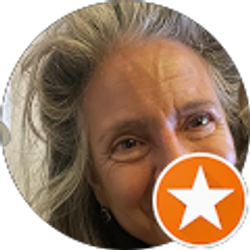 Profile photo of Lizzie Ciccone