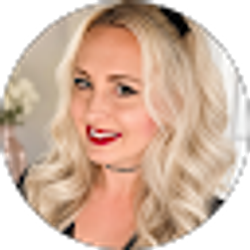 Profile photo of Christina Holland