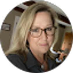 Profile photo of Kim Smith