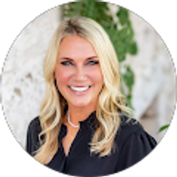 Profile photo of Gwen Young