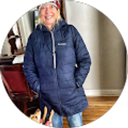 Profile photo of Bethany Hook