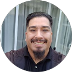 Profile photo of Tomas Sanchez