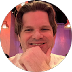 Profile photo of Ugo Lacheny