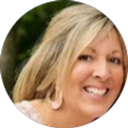 Profile photo of Patti Vineyard